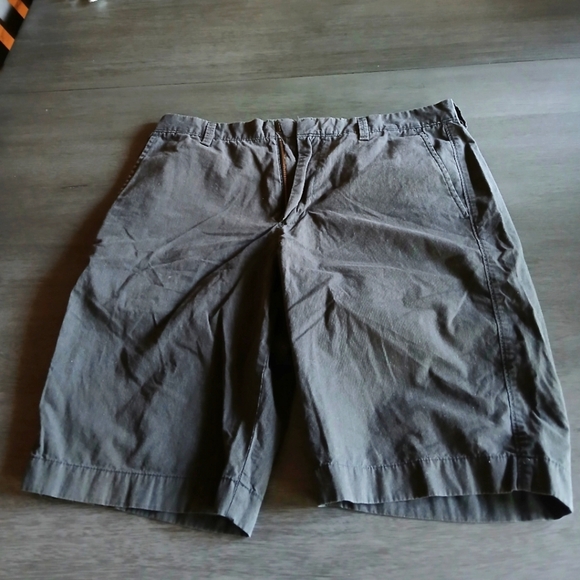 J CREW CHINO NWOT SIZE 33 - Picture 1 of 3